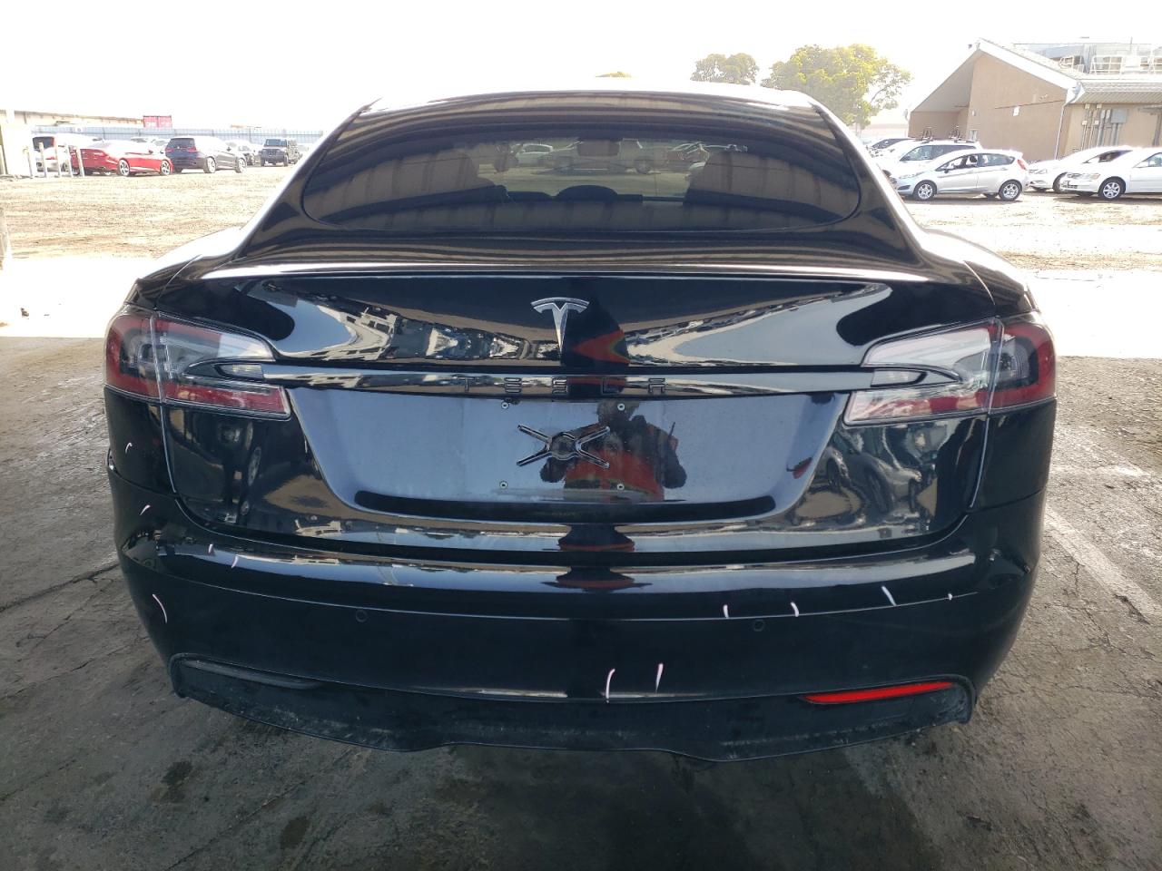 2022 Tesla Model S VIN: 5YJSA1E5XNF464888 Lot: 56556145