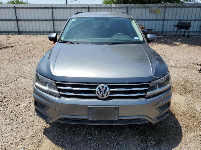  VOLKSWAGEN TIGUAN 2018 Szary