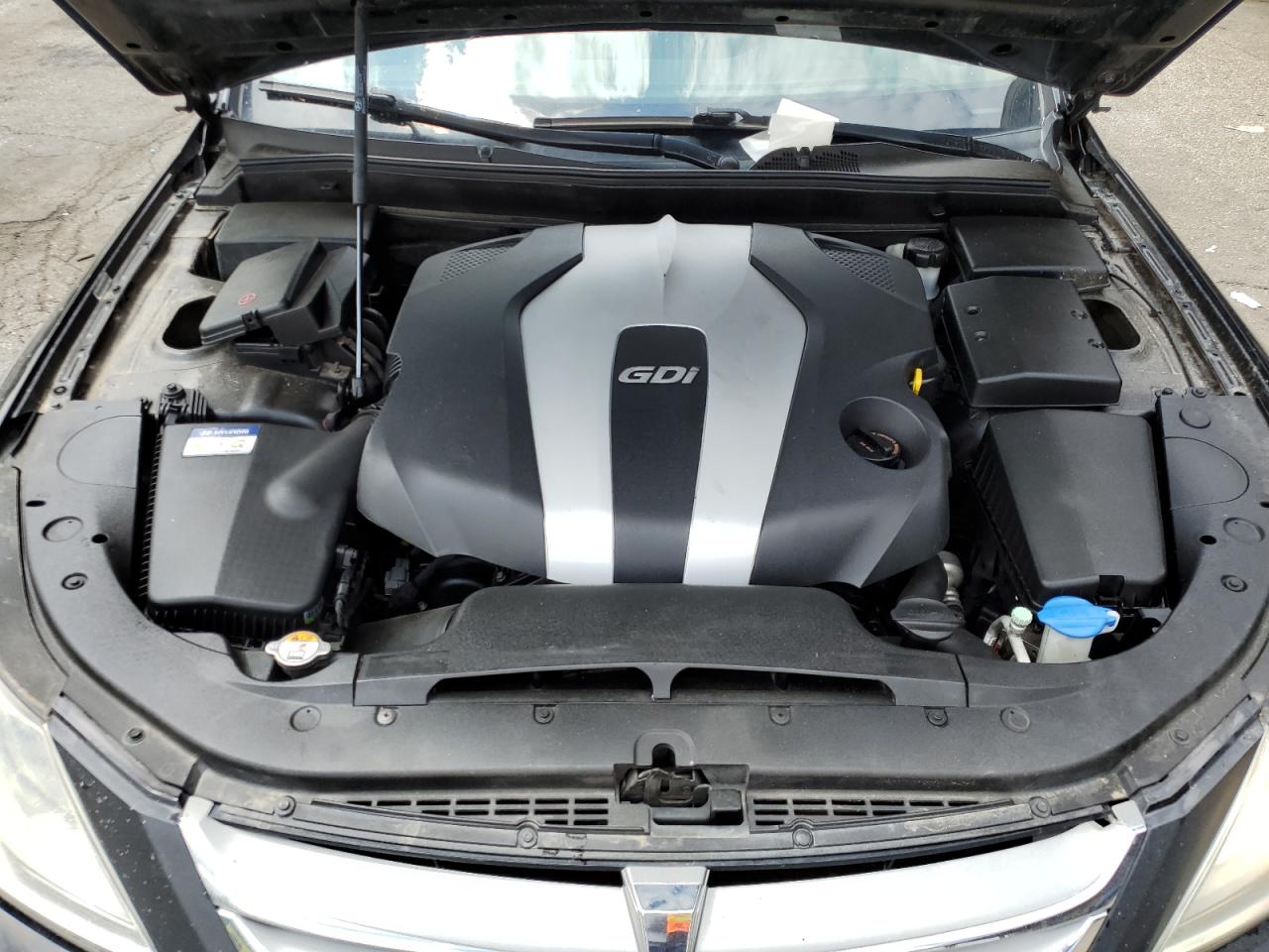 2013 Hyundai Genesis 3.8L VIN: KMHGC4DD9DU246369 Lot: 84050935