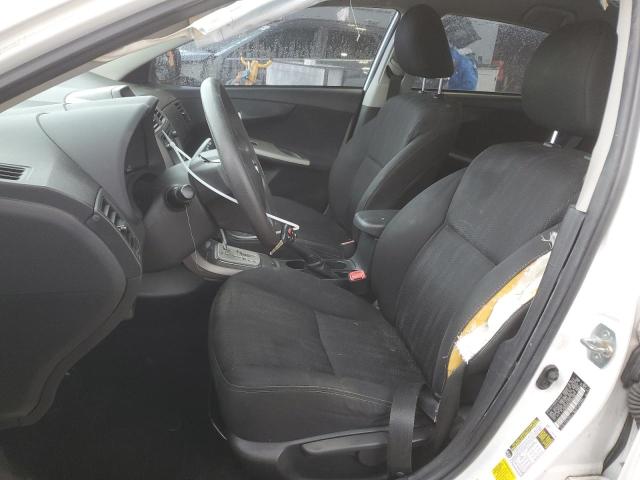  TOYOTA COROLLA 2013 Белый