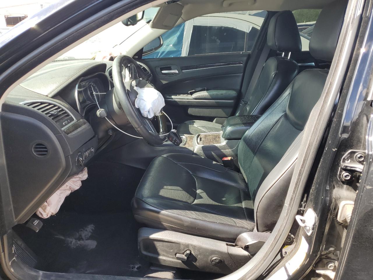 2C3CCAEG4GH116540 2016 Chrysler 300C