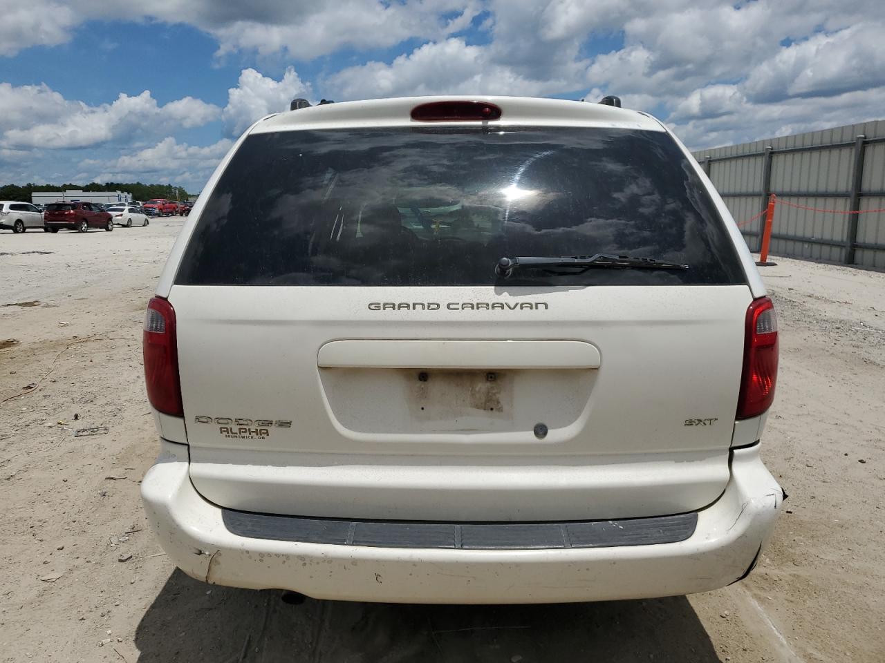 2005 Dodge Grand Caravan Sxt VIN: 2D4GP44L15R380469 Lot: 58800775
