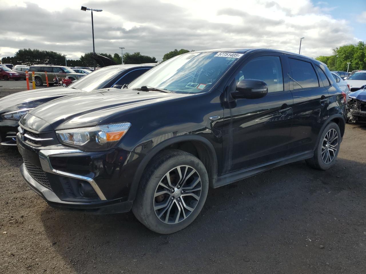 JA4AP3AU0KU033850 MITSUBISHI OUTLANDER Photo 1
