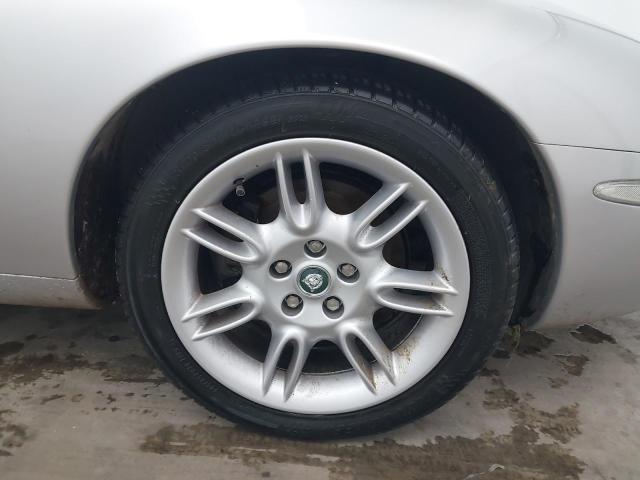 2000 JAGUAR XK8 CONVER