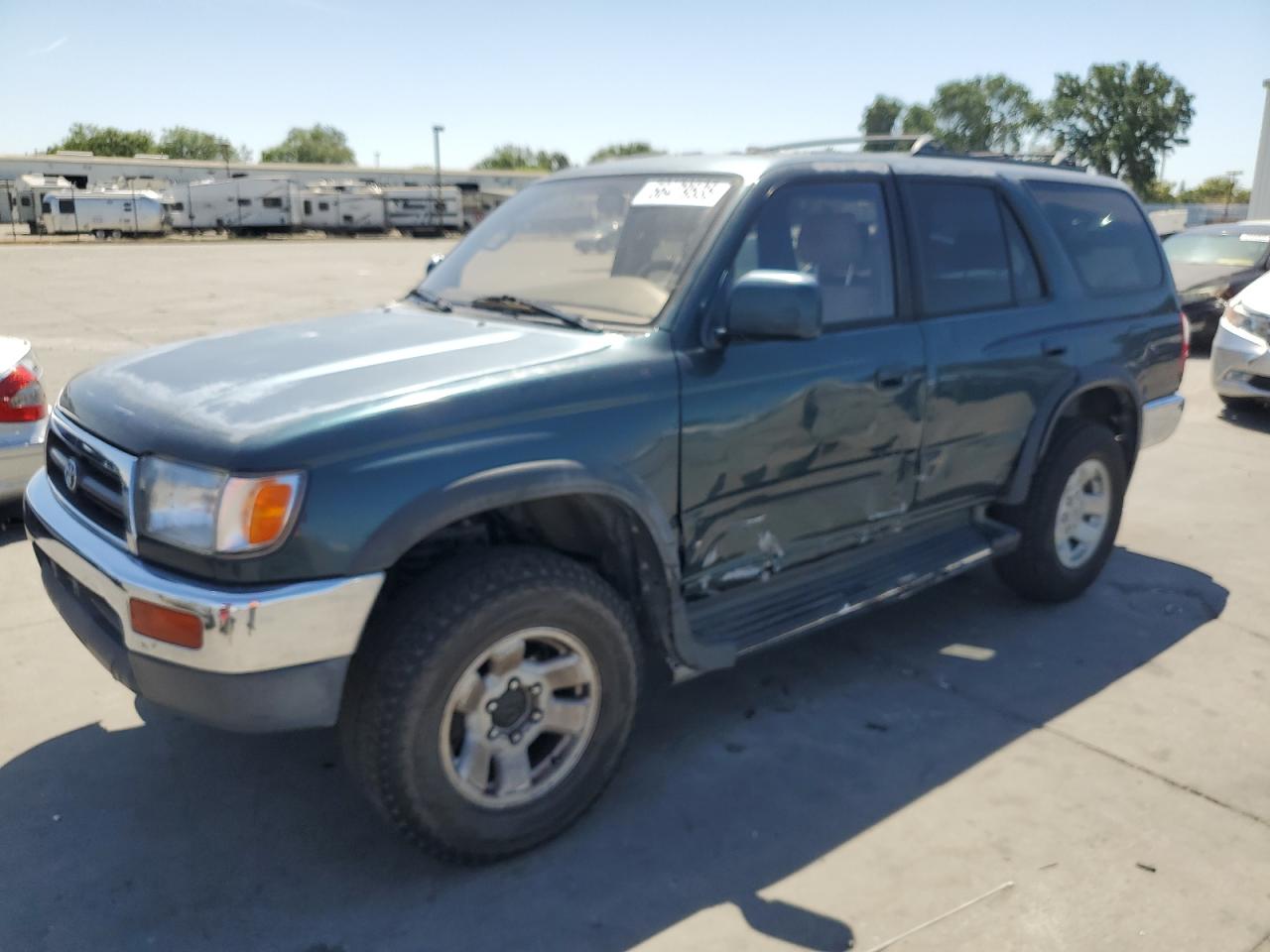 1998 Toyota 4Runner Sr5 de vânzare în Sacramento, CA - Side