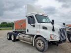 2014 Freightliner Cascadia 113 Semi Truck for Sale in Wilmer, TX - Front End