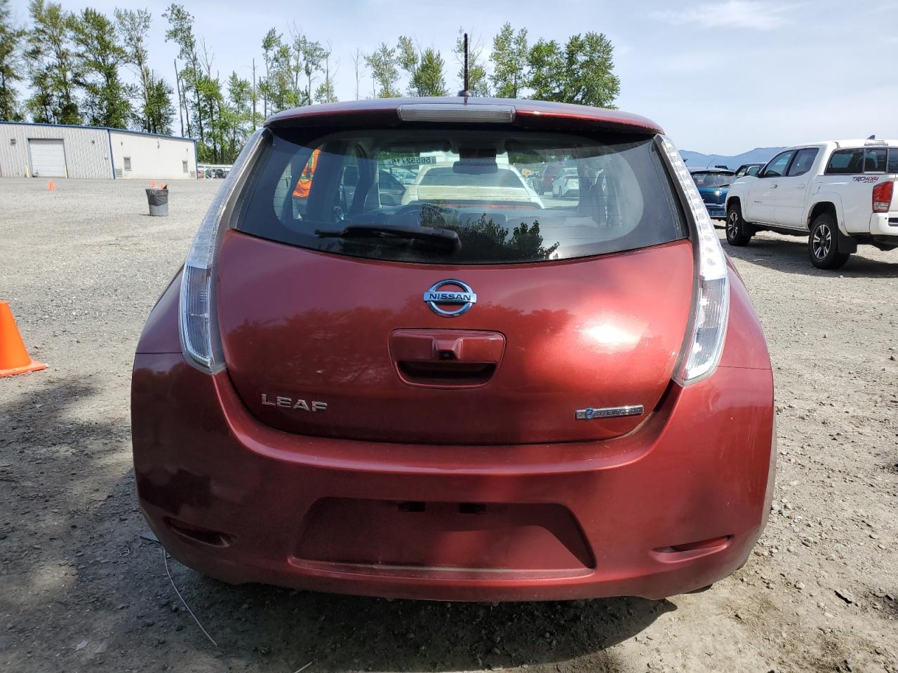 2015 Nissan Leaf S VIN: 1N4AZ0CP2FC300798 Lot: 56552715