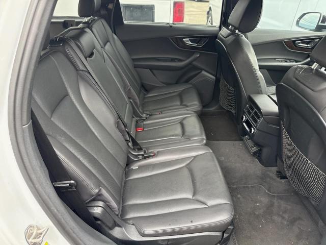 Parquets AUDI Q7 2017 Biały