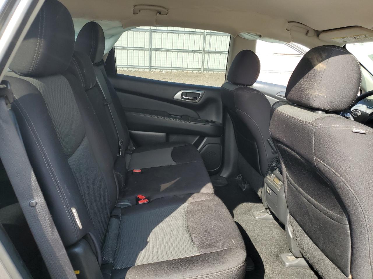 2019 Nissan Pathfinder S VIN: 5N1DR2MN1KC639249 Lot: 55269475