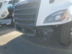 2018 Freightliner Cascadia 126 Semi Truck na sprzedaż w Bakersfield, CA - Front End