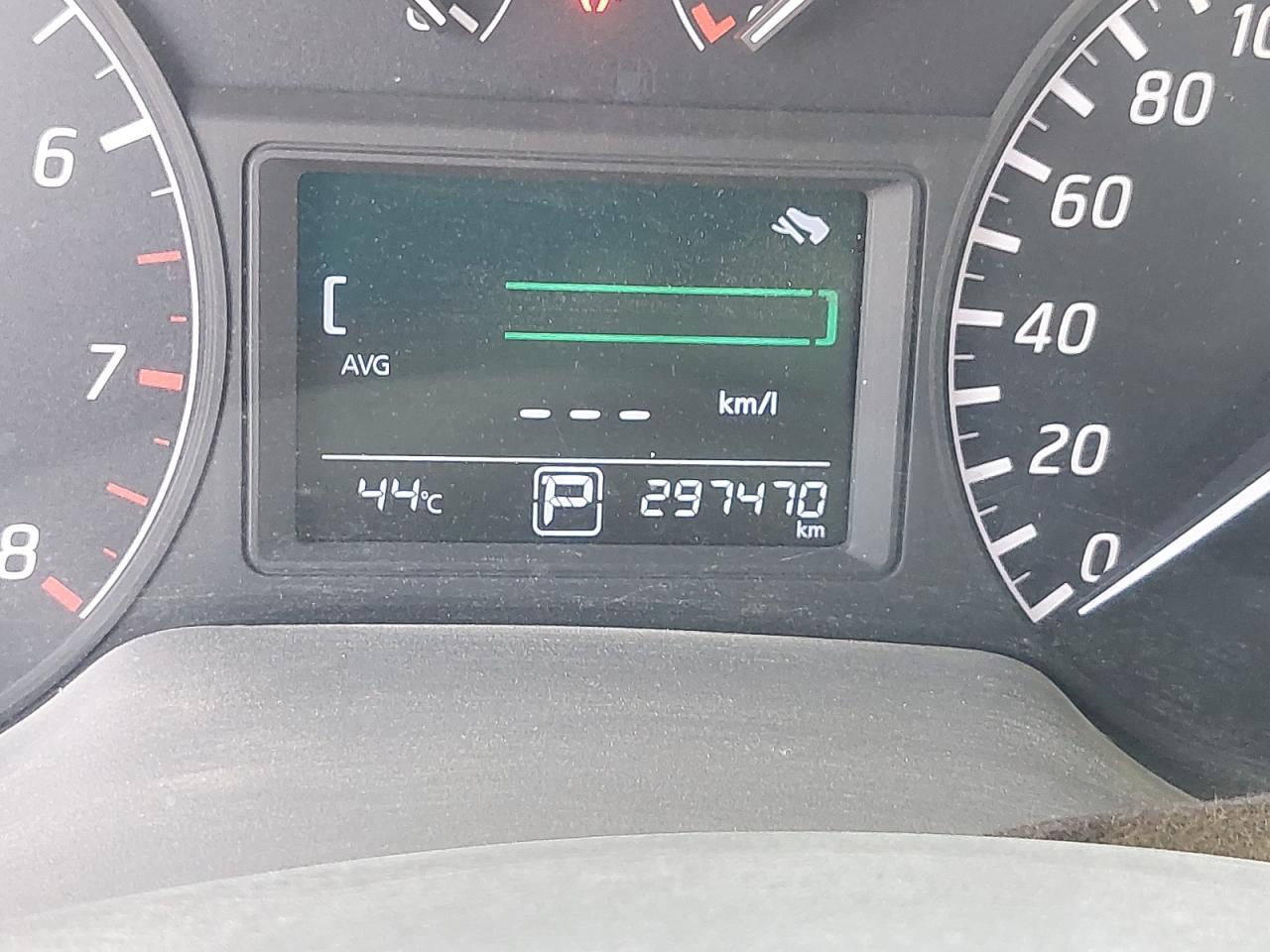 MNTBC2C93G6011063 - 2016 Nissan Tiida - #undefined