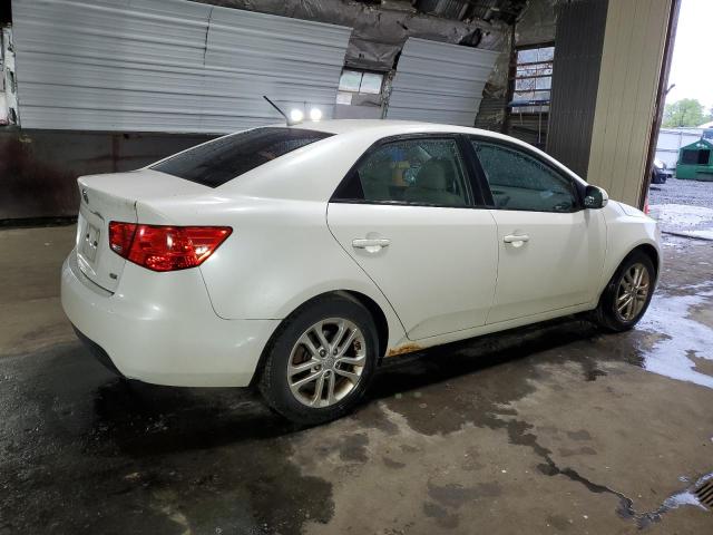 Sedans KIA FORTE 2012 Biały