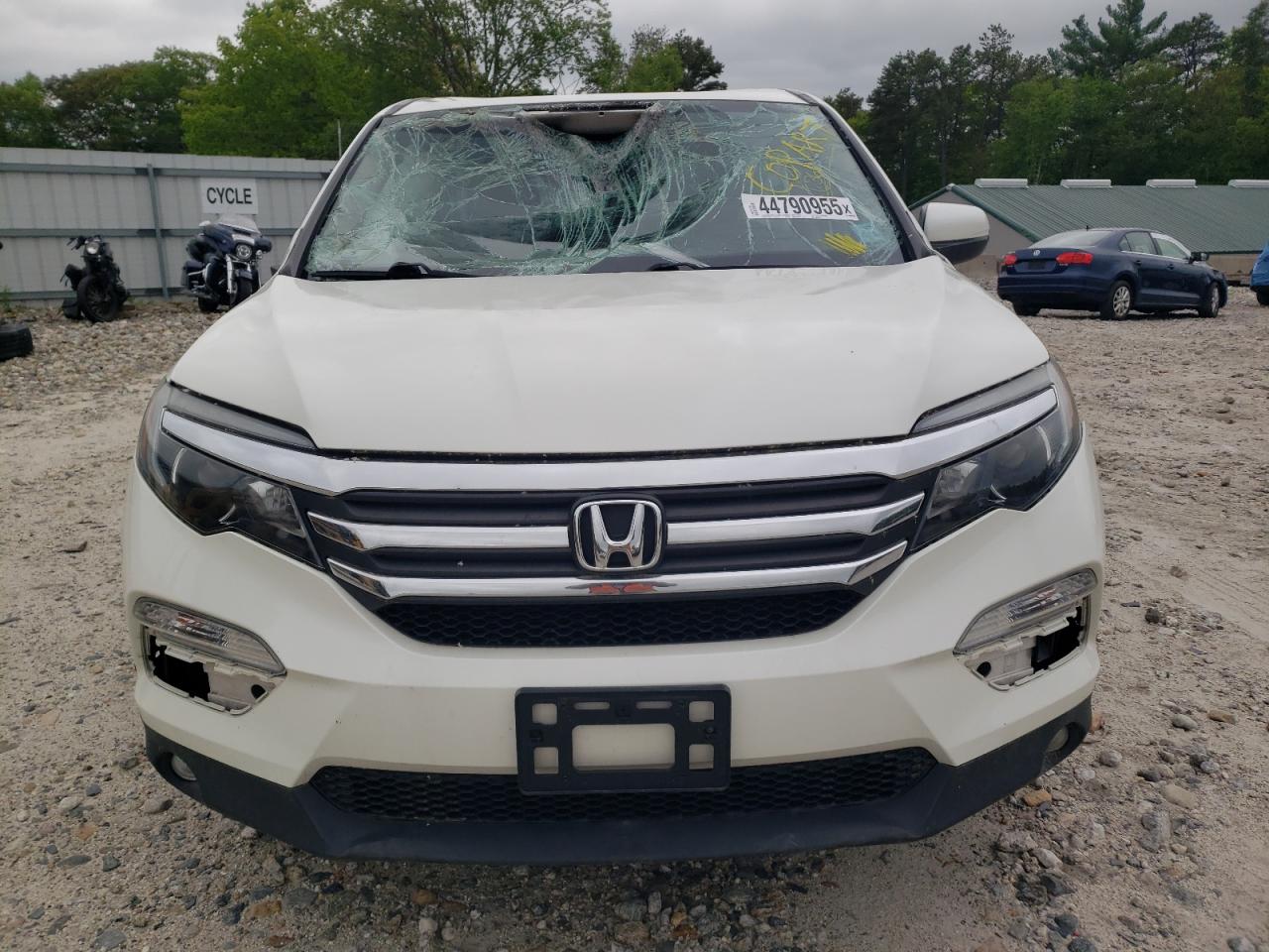 2018 Honda Pilot - Image 5