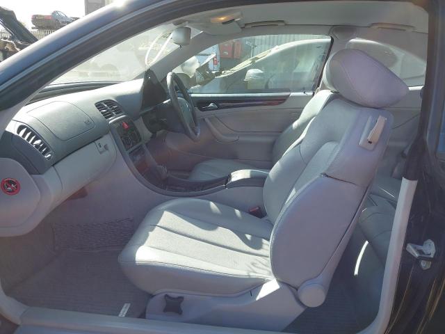 2001 MERCEDES BENZ CLK320 AVA