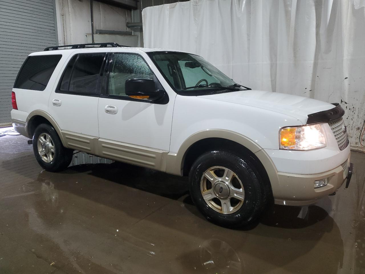 FORD EXPEDITION 2005 VIN 1FMFU18515LA36303 photo 4