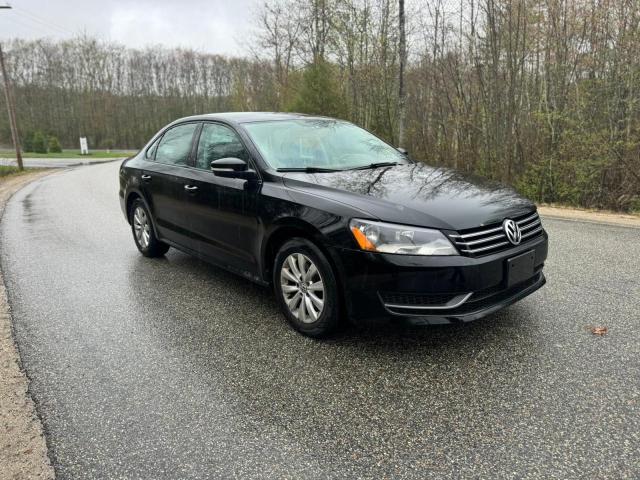 Sedans VOLKSWAGEN PASSAT 2013 Czarny