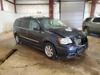 2013 Chrysler Town & Country Touring na sprzedaż w Lansing, MI - Front End
