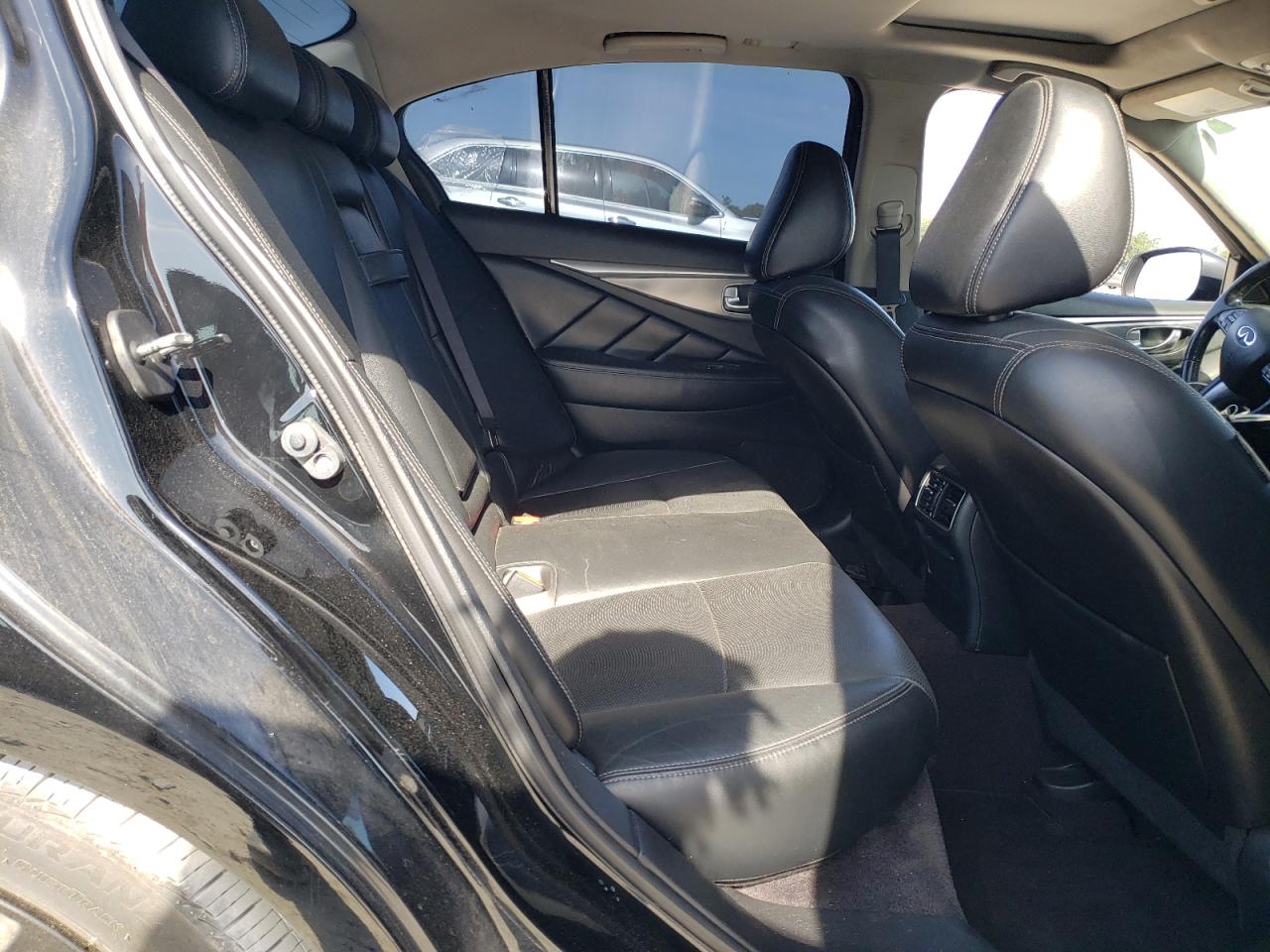 2015 Infiniti Q50 Base VIN: JN1BV7AR4FM418940 Lot: 55661885