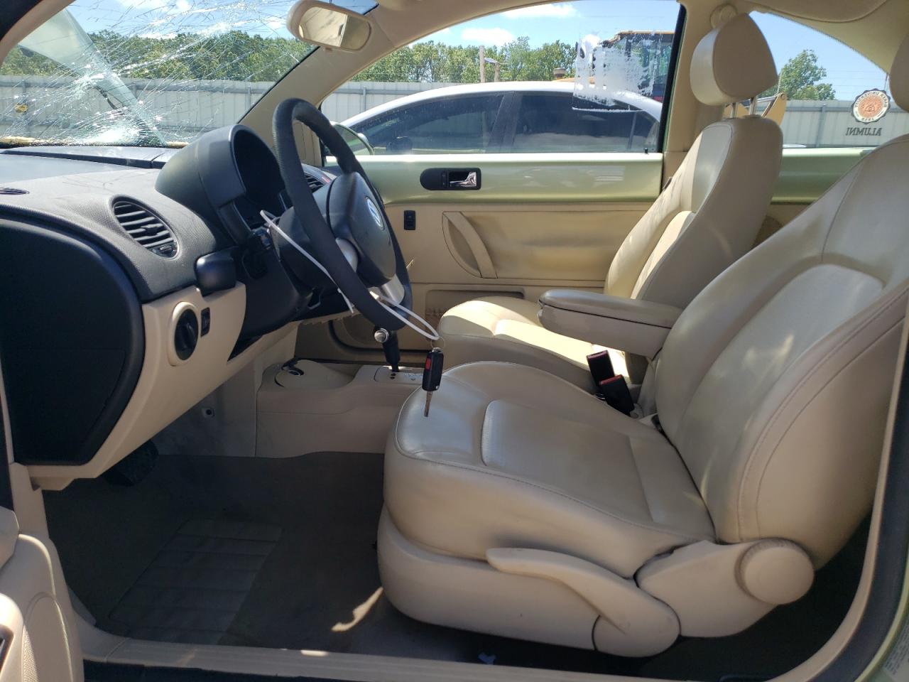 2008 Volkswagen New Beetle S VIN: 3VWPG31C88M501647 Lot: 56185815