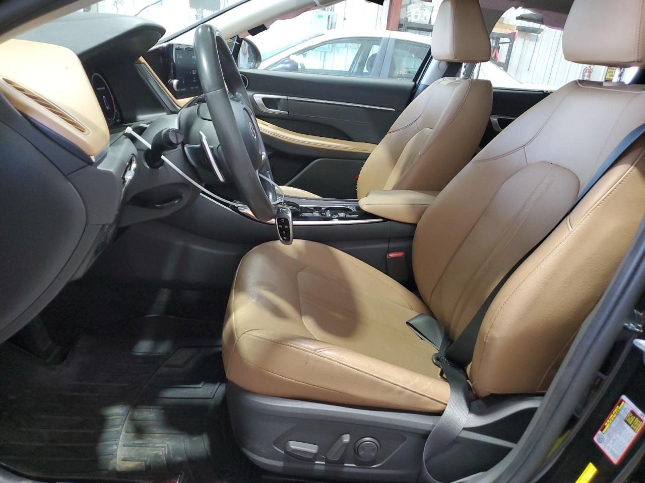 2020 Hyundai Sonata Hybrid VIN: KMHL54JJ2LA015915 Lot: 58605155