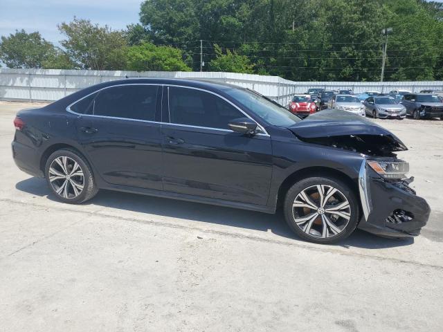  VOLKSWAGEN PASSAT 2022 Черный