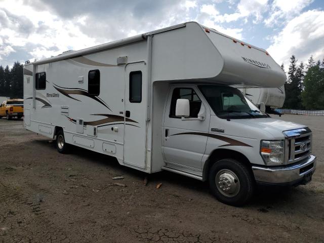 2015 Ford Econoline E450 Super Duty Cutaway Van