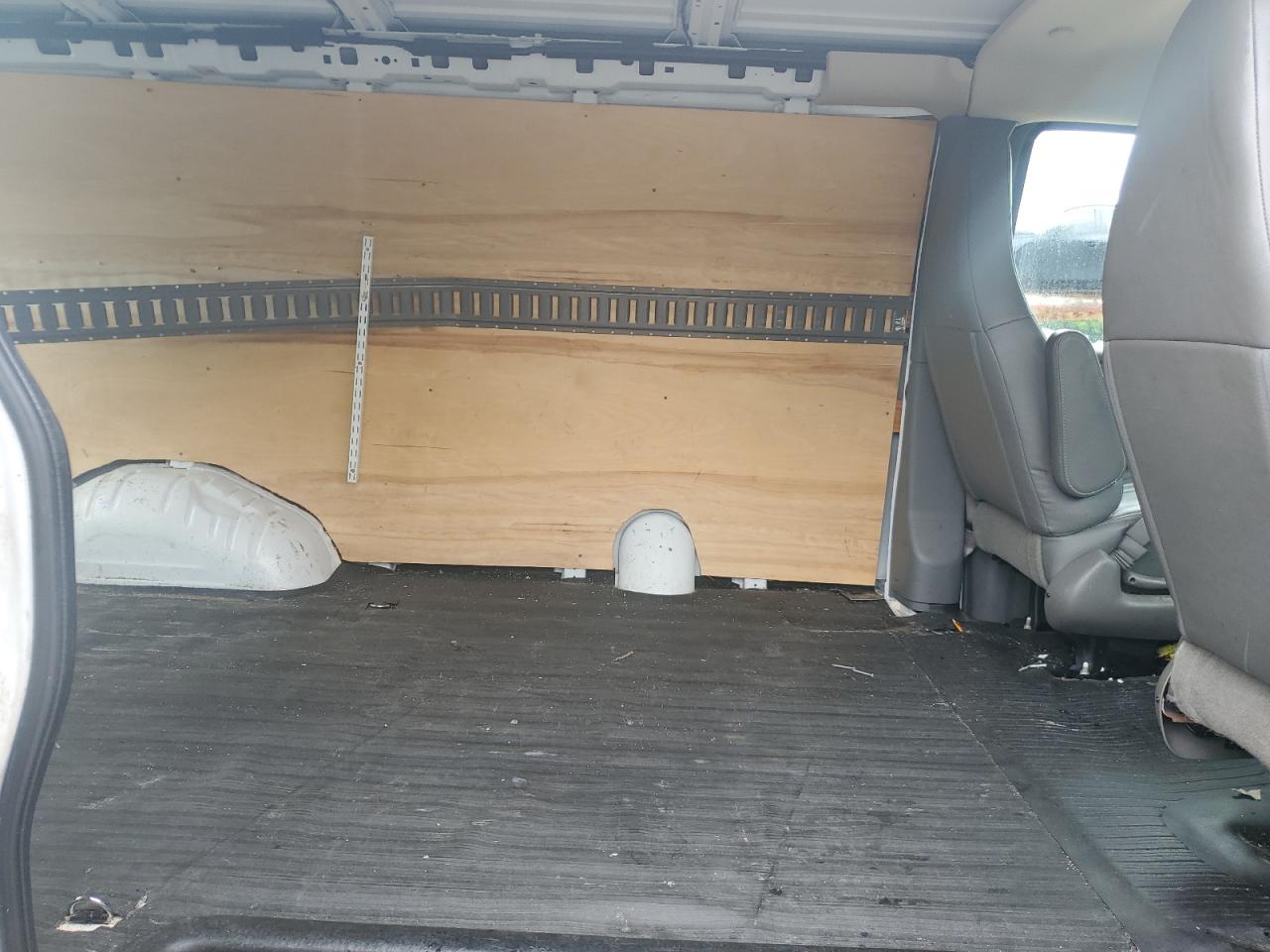 2017 Chevrolet Express G2500 VIN: 1GCWGAFF7H1256049 Lot: 57087705