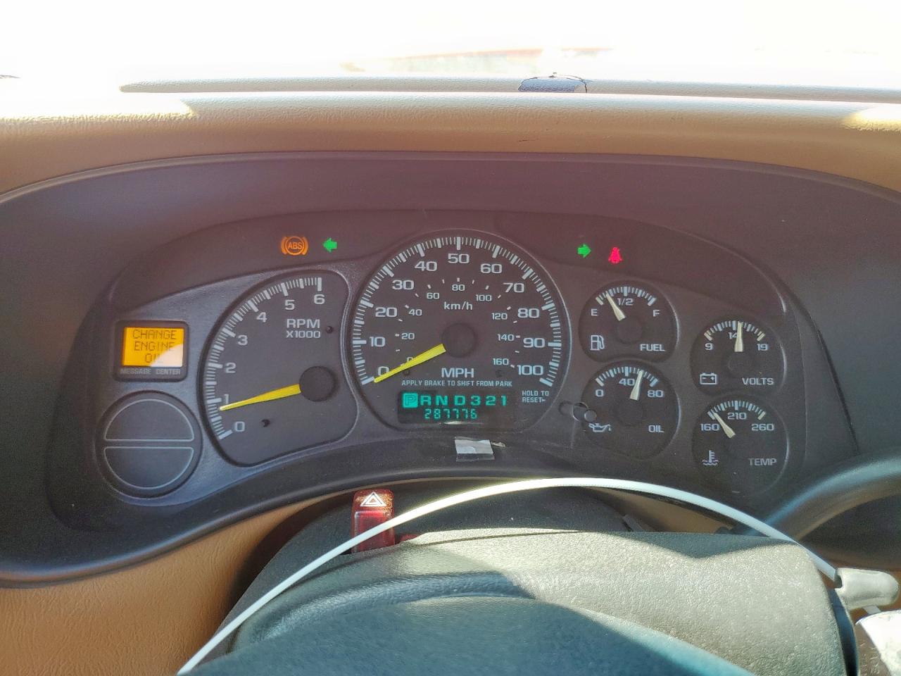 2000 Chevrolet Suburban C1500 VIN: 3GNEC16T9YG170067 Lot: 56919185