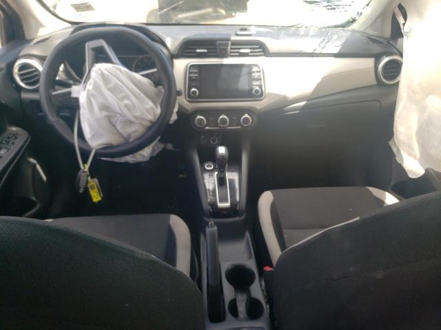  NISSAN VERSA 2021 Чорний