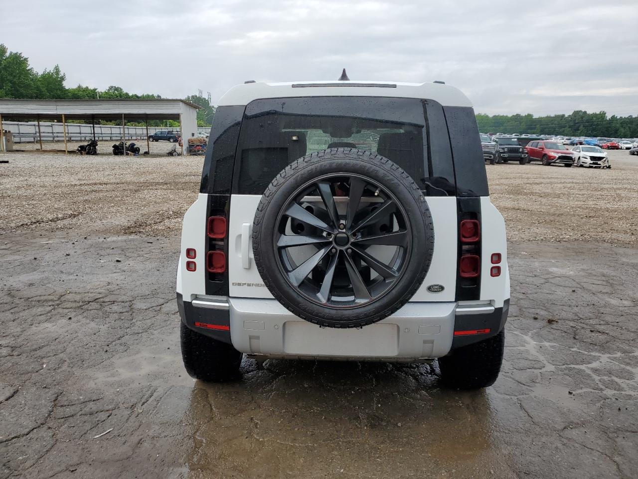 2022 Land Rover Defender 110 S VIN: SALEJ7RX8N2087680 Lot: 56124435