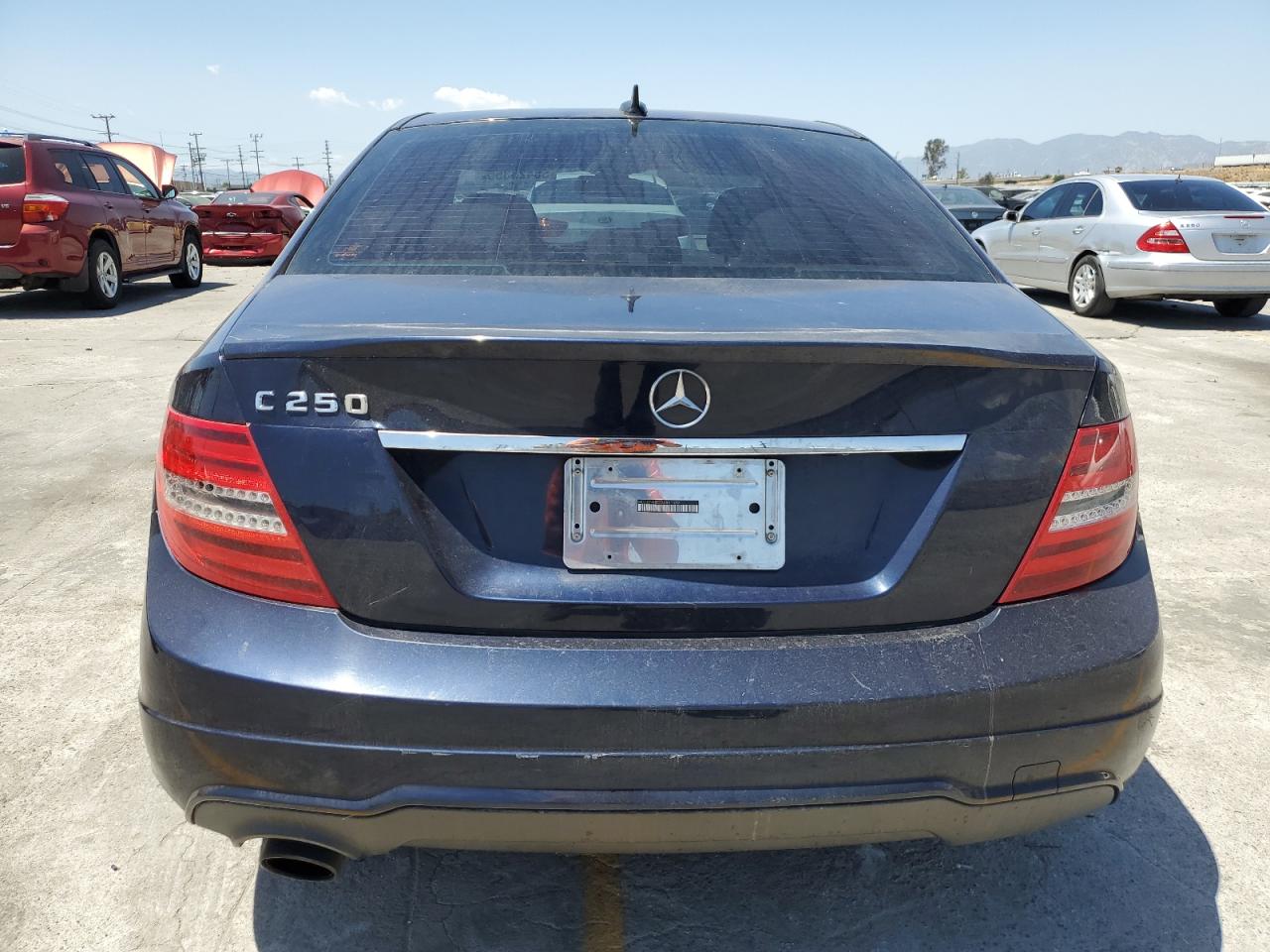 2013 Mercedes-Benz C 250 VIN: WDDGF4HB2DA861339 Lot: 56428355