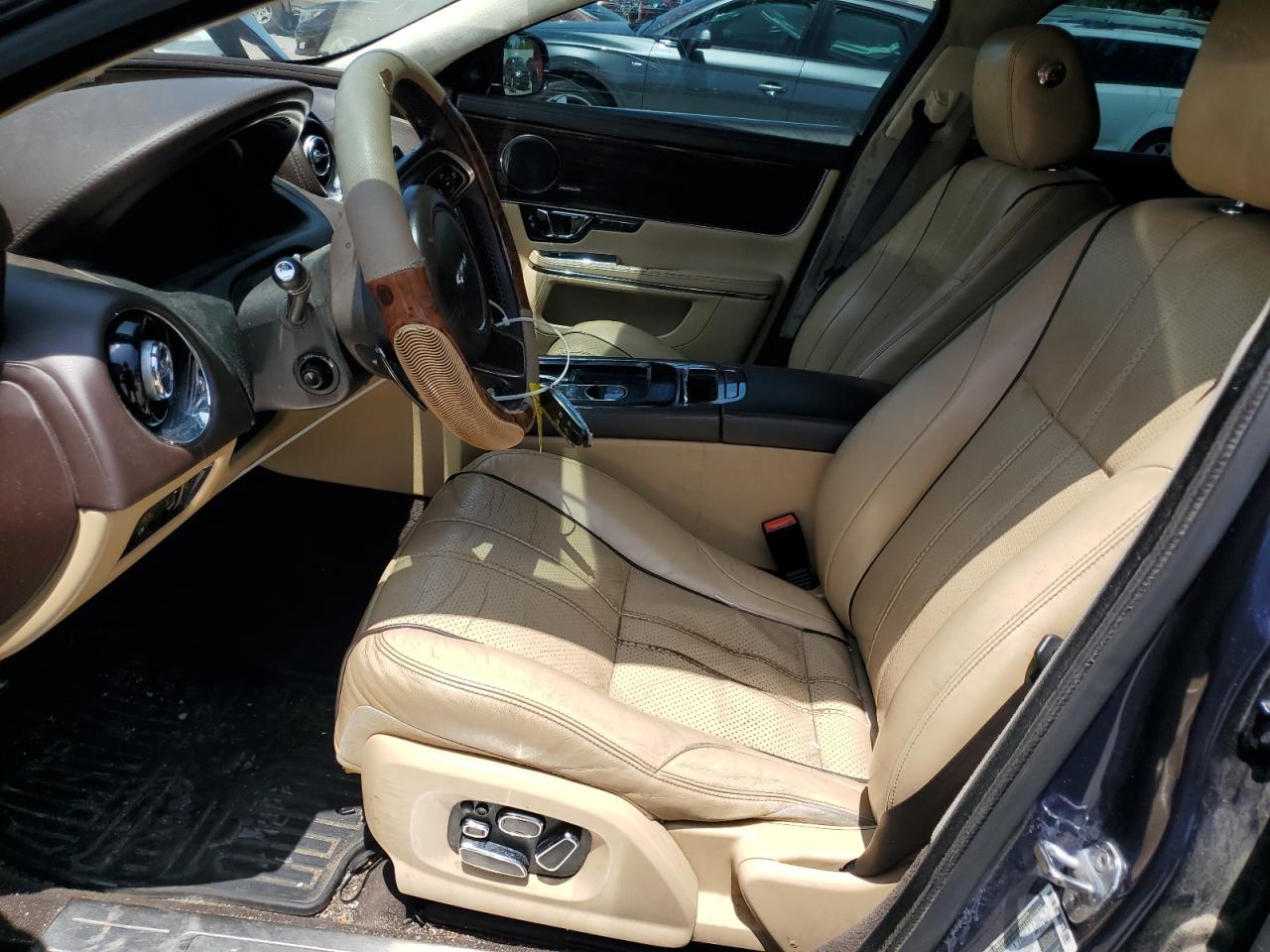 2015 Jaguar Xjl Portfolio VIN: SAJWJ2GD0F8V82625 Lot: 59094185