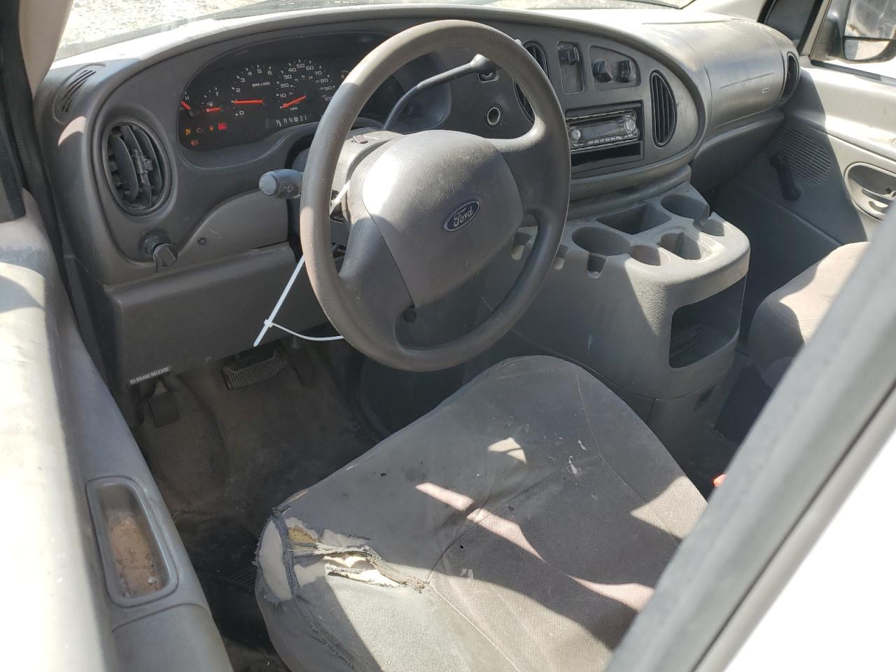 2005 Ford Econoline E250 Van VIN: 1FTNE24W05HA69183 Lot: 55996215