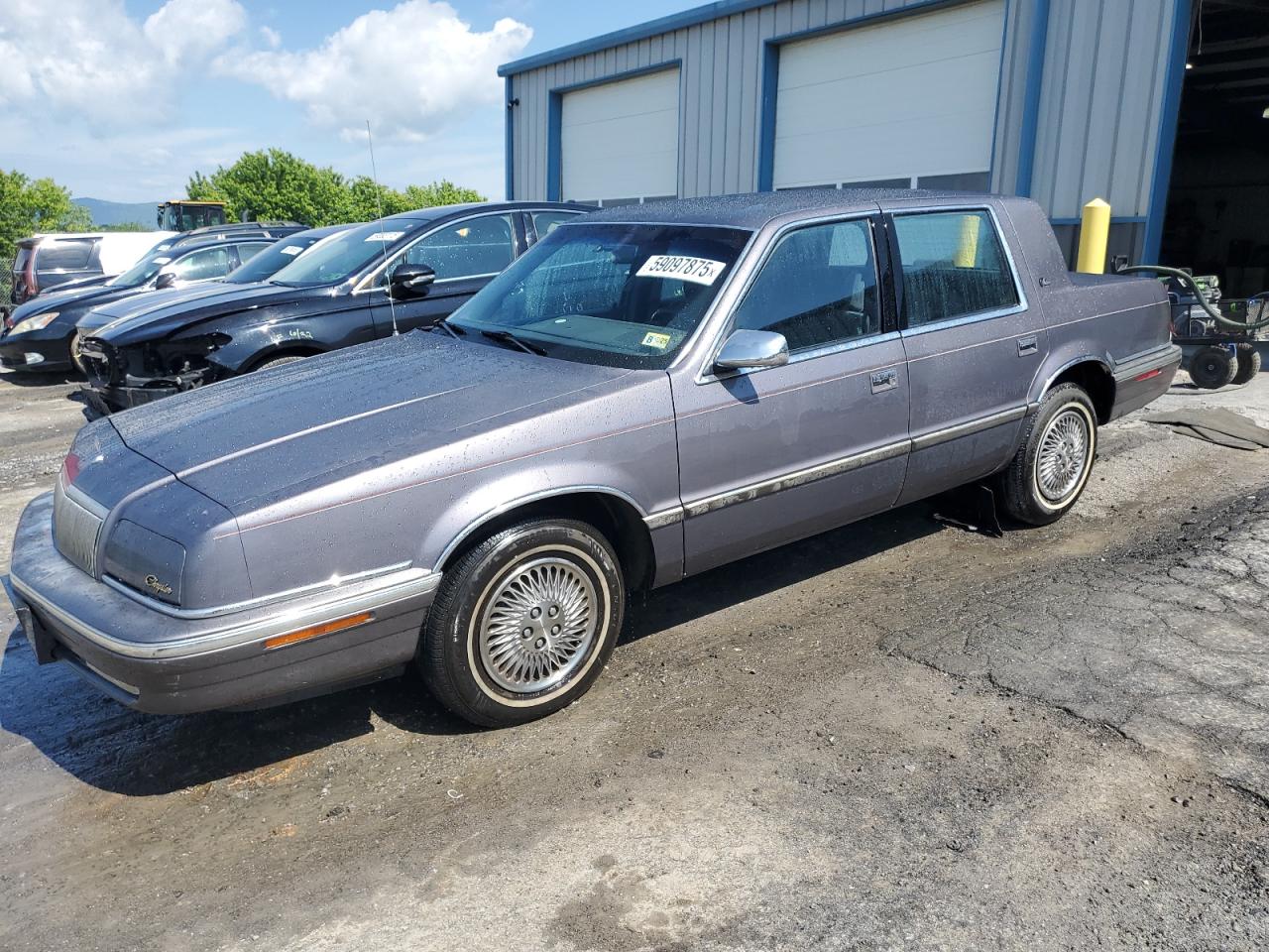 1993 Chrysler New Yorker C-Body Salon for Sale in Chambersburg, PA - Minor Dent/Scratches
