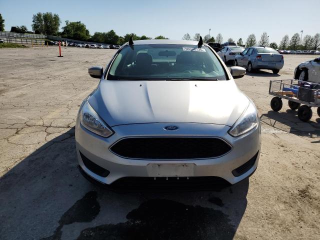 FORD FOCUS 2017 Srebrny