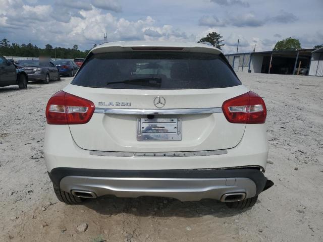  MERCEDES-BENZ GLA-CLASS 2017 Biały