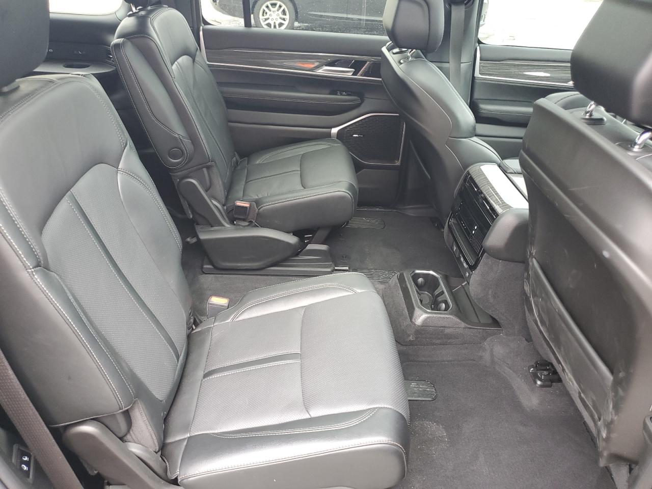 2022 Jeep Wagoneer Series Ii VIN: 1C4SJVBT4NS180279 Lot: 58943925
