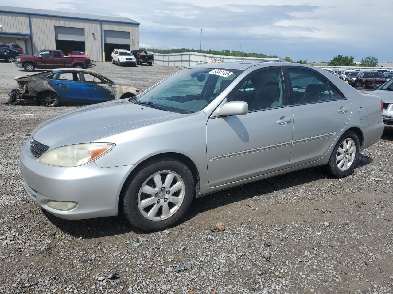 2004 Toyota Camry Le للبيع في Earlington، KY - Hail