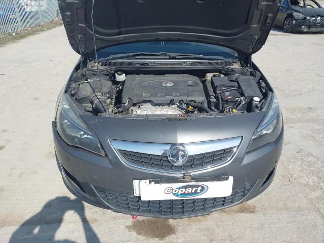 2011 VAUXHALL ASTRA SRI