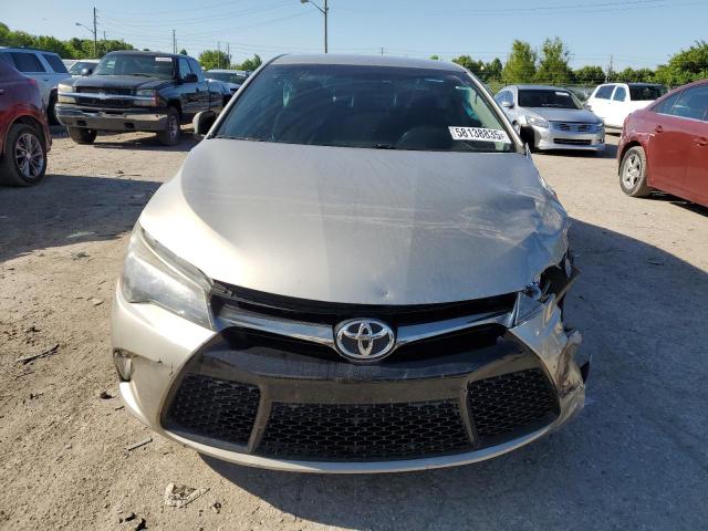  TOYOTA CAMRY 2017 Золотой