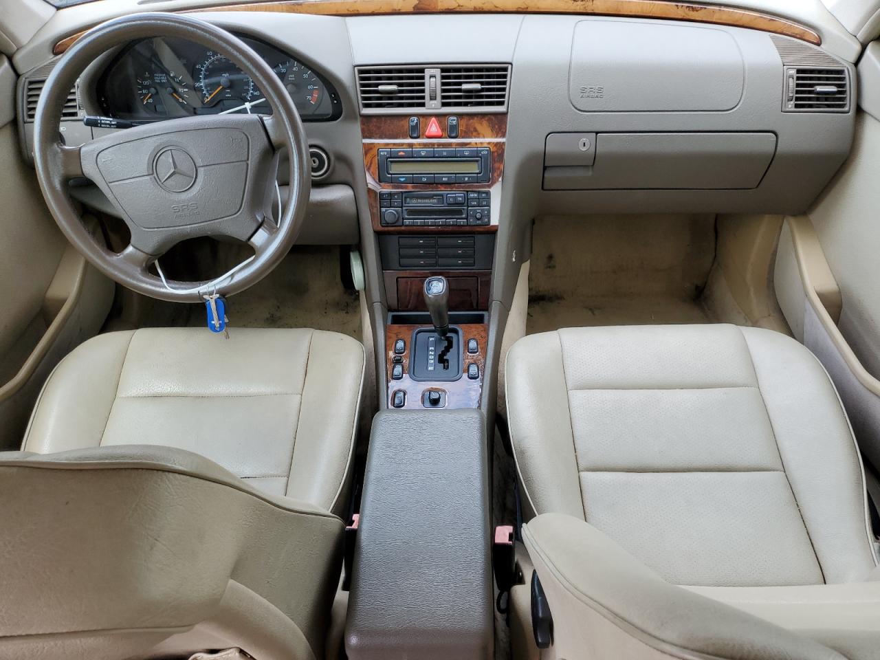 1996 Mercedes-Benz C 220 VIN: WDBHA22E4TF351448 Lot: 55843975