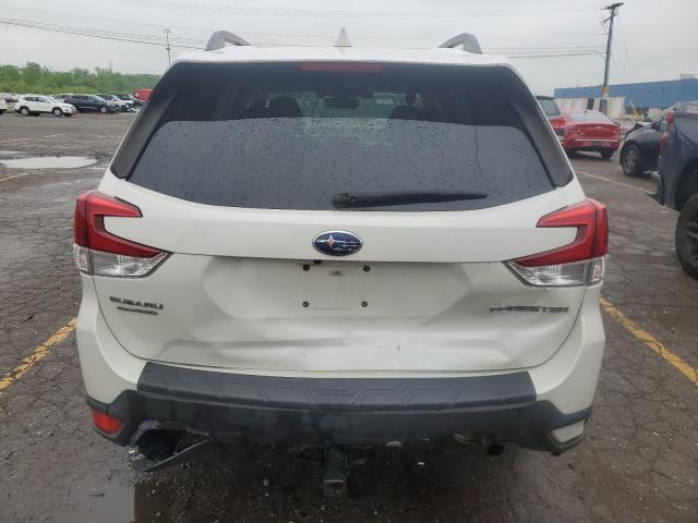  SUBARU FORESTER 2019 White