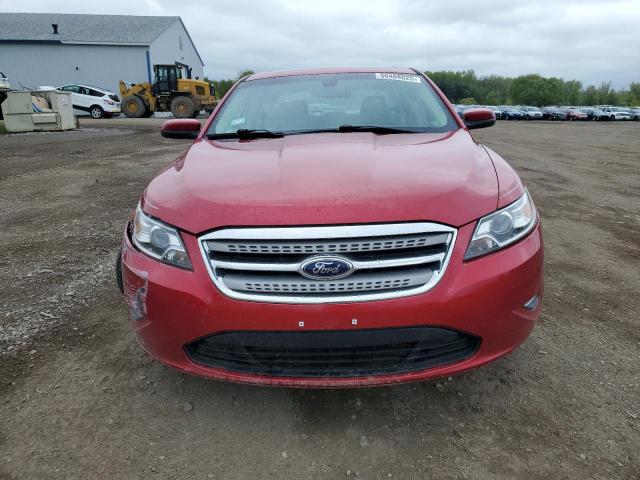  FORD TAURUS 2012 Красный