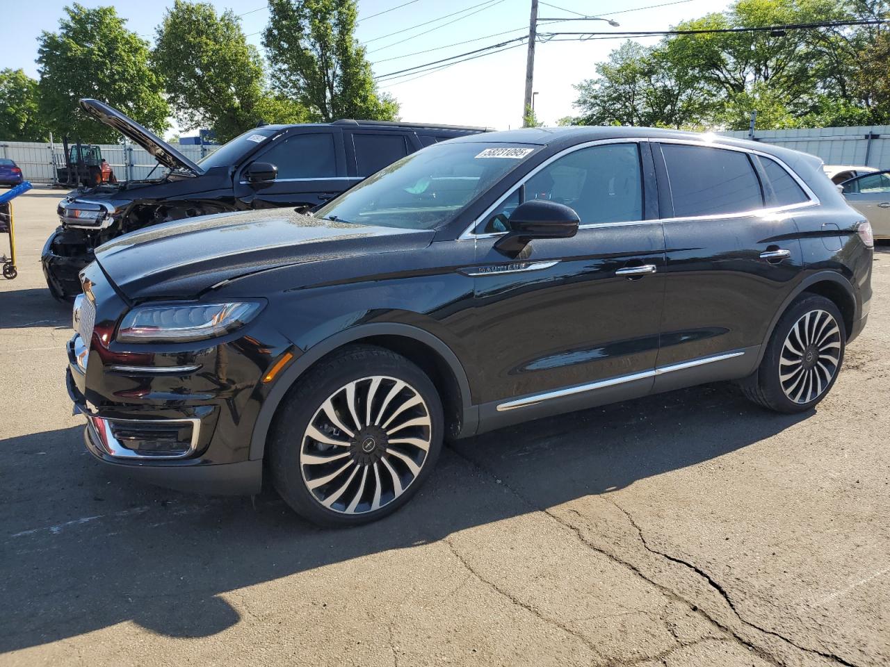 2019 Lincoln Nautilus Black Label