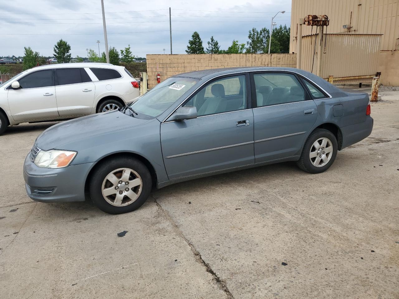 Gaston, SC에서 판매 중인 2003 Toyota Avalon Xl - Front End