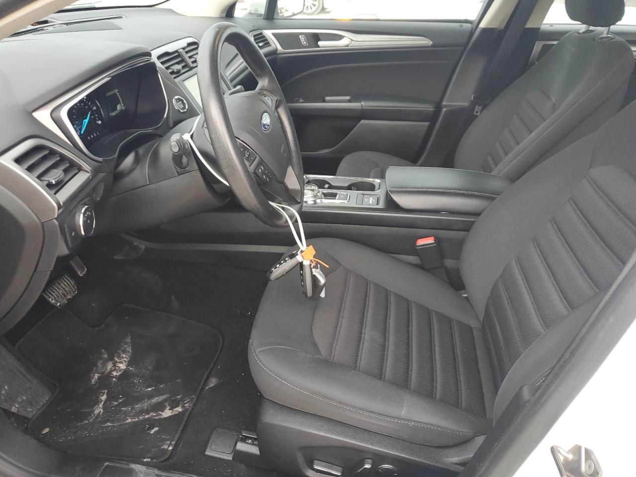 2019 Ford Fusion Se VIN: 3FA6P0LUXKR184067 Lot: 54039075