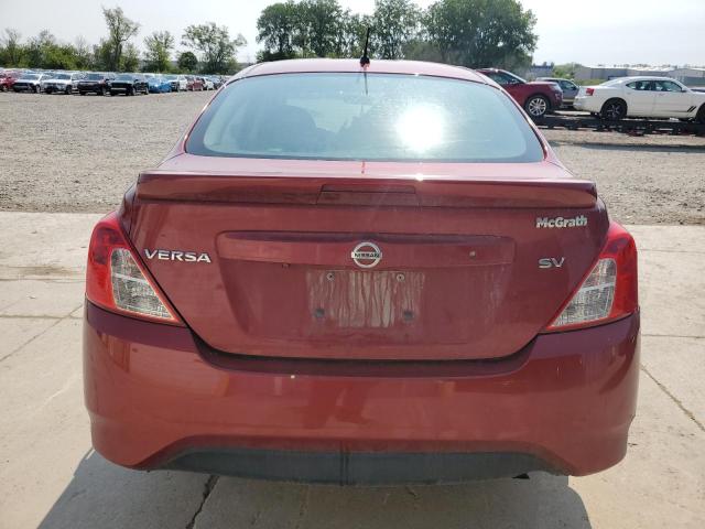  NISSAN VERSA 2019 Червоний