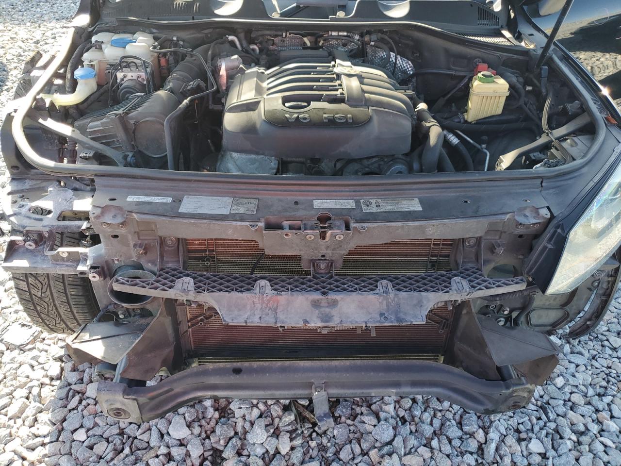 2013 Volkswagen Touareg V6 VIN: WVGEF9BP6DD008164 Lot: 57117945