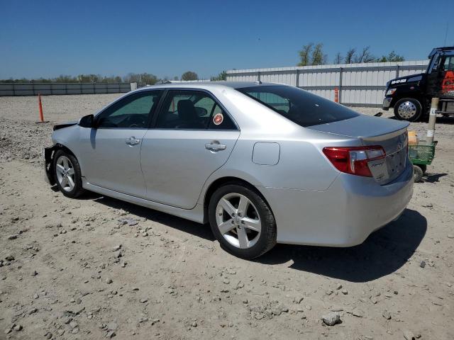  TOYOTA CAMRY 2013 Srebrny