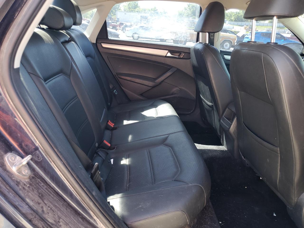 2015 Volkswagen Passat S VIN: 1VWAT7A37FC023003 Lot: 56564865